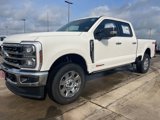 New 2025 Ford F250 4x4 Crew Cab Super Duty image 3