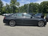 Used 2022 Mercedes-Benz E 450 4MATIC Sedan image 2