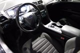Used 2017 Ford Fusion SE w/ Fusion SE Technology Package image 5