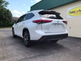 Used 2022 Toyota Highlander XLE image 6