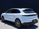 Used 2025 Porsche Cayenne image 3