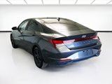 Used 2022 Hyundai Elantra SEL w/ Convenience Package image 6