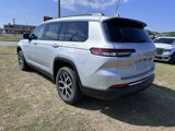 New 2025 Jeep Grand Cherokee L Limited w/ Luxury Tech Group II image 5