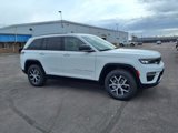 New 2025 Jeep Grand Cherokee Limited image 2
