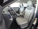 Certified 2022 Volkswagen Taos SE w/ IQ.Drive SE Package image 5