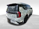 New 2025 Nissan Armada SL image 5