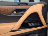 New 2025 Lexus LX 600 4WD w/ Luxury Package image 4