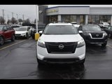 New 2025 Nissan Pathfinder SV w/ SV Premium Package image 2