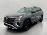 New 2025 Volkswagen Atlas Peak Edition SE image 3