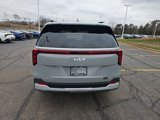 New 2025 Kia Carnival EX image 3