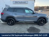 New 2025 Volkswagen Atlas Peak Edition SE image 2