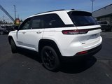 New 2024 Jeep Grand Cherokee Altitude image 4