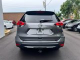 Used 2017 Nissan Rogue SV image 5