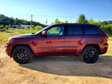 Used 2022 Jeep Grand Cherokee Laredo X image 3