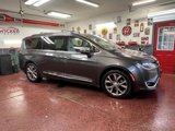 Used 2017 Chrysler Pacifica Limited w/ Tire & Wheel Group image 4