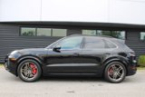 New 2025 Porsche Cayenne Turbo image 2