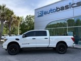 Used 2019 Nissan Titan SV w/ SV Convenience Package image 2