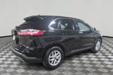 Used 2024 Ford Edge SEL image 4