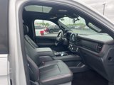 Used 2022 Ford Expedition Limited image 5