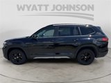 New 2025 Volkswagen Atlas Peak Edition SE image 2