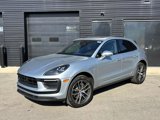 Certified 2024 Porsche Macan image 6