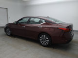 Used 2024 Nissan Altima 2.5 SV image 3