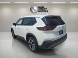Used 2023 Nissan Rogue SV image 3