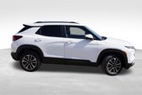 New 2026 Chevrolet TrailBlazer LT w/ LT Cold Weather Package image 2
