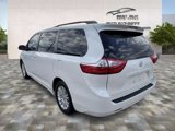 Used 2017 Toyota Sienna XLE image 4