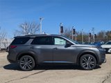 New 2025 Nissan Pathfinder Platinum image 2