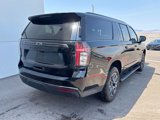 Used 2022 Chevrolet Suburban Z71 image 3