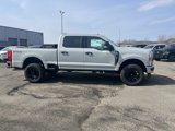 New 2025 Ford F350 XLT image 4
