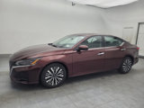 Used 2023 Nissan Altima 2.5 SV image 2