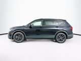 Used 2024 Volkswagen Tiguan SE image 4
