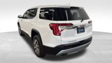 Used 2023 GMC Acadia SLE image 3