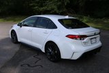 Used 2025 Toyota Corolla SE image 3