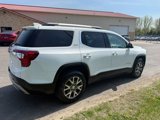 Used 2021 GMC Acadia SLT w/ Preferred Package image 4