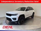 New 2025 Jeep Grand Cherokee Altitude image 3