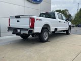 New 2025 Ford F250 4x4 Crew Cab Super Duty image 4