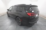 New 2025 Chrysler Pacifica Limited image 6