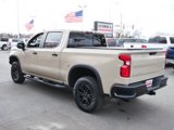 Used 2022 Chevrolet Silverado 1500 ZR2 w/ Technology Package image 5