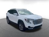 Used 2024 GMC Terrain SLT image 3