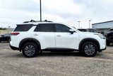 New 2025 Nissan Pathfinder SV image 4