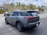 Used 2023 Nissan Pathfinder S image 3