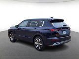 New 2025 Mitsubishi Outlander SE image 4
