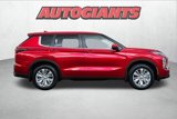 New 2025 Mitsubishi Outlander ES image 3