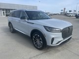New 2025 Lincoln Aviator AWD image 2