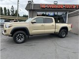 Used 2018 Toyota Tacoma TRD Off-Road w/ Technology Package image 3