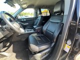 Used 2021 Ford Explorer XLT w/ Equipment Group 202A image 6