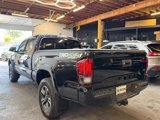 Used 2019 Toyota Tacoma TRD Sport image 4